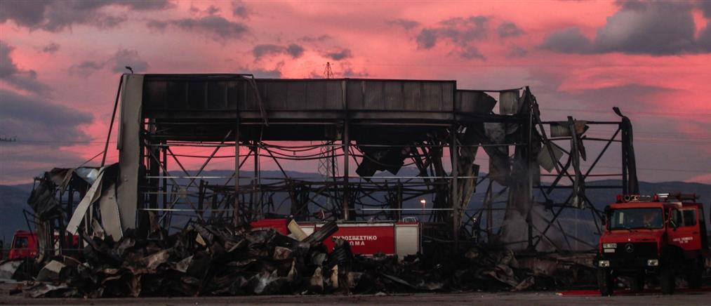 Φονική έκρηξη στο εργοστάσιο "Βιολάντα": Βρέθηκε τρύπα σε σωλήνες προπανίου - Τρεις συλλήψεις, ανάμεσα τους ο ιδιοκτήτης