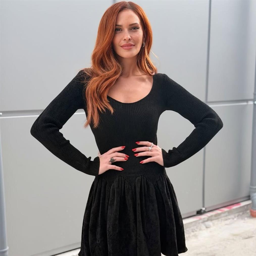 Πέδιλα τον χειμώνα; Η Σίσσυ Χρηστίδου δείχνει πως να τα φορέσεις με στιλ