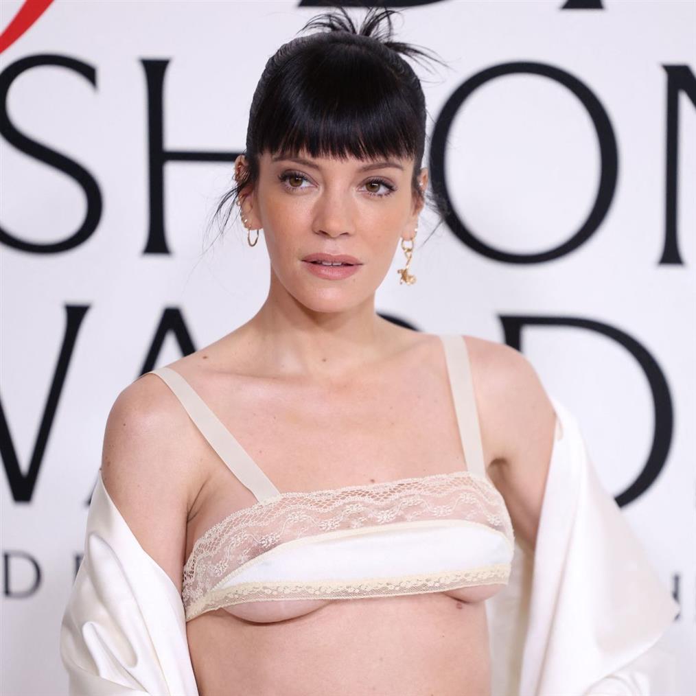 Λίλι Άλεν: Η αποκαλυπτική εμφάνιση λίγο καιρό μετά τον χωρισμό της