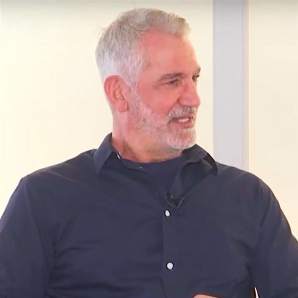 Χρήστος Μάντακας: Η ζωή του σήμερα, το "Καφέ της Χαράς", ο λόγος που δεν έκανε παιδιά και το σοβαρό αυτοάνοσο 
