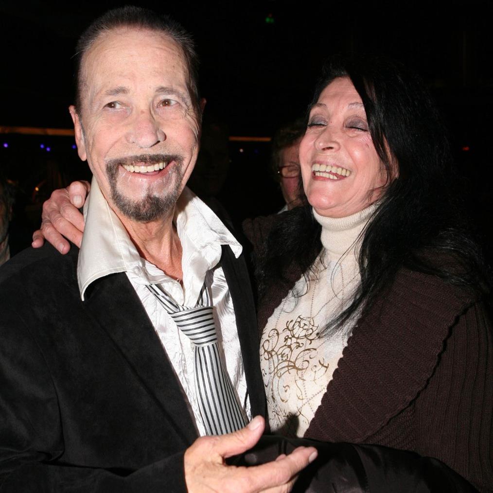 Στο νοσοκομείο η Νάντια Φοντάνα: Τη μετέφερε ο πρώην σύζυγός της, Φώτης Μεταξόπουλος
