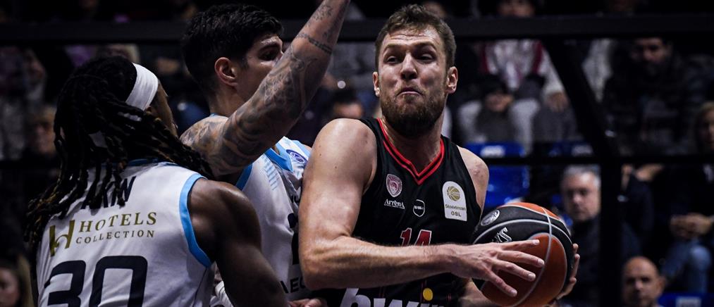 Δύσκολη νίκη για τον Ολυμπιακό στη Ρόδο - Ένταση στον αγωνιστικό χώρο