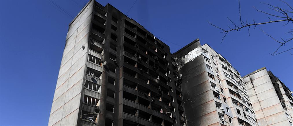 Πόλεμος στην Ουκρανία: Ρωσικές επιθέσεις σε Κίεβο και Χάρκοβο, διπλωματία στο Άμπου Ντάμπι