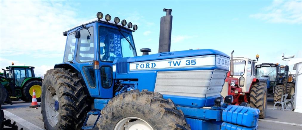 Ηράκλειο: Συνεχίζονουν για τέταρτη ημέρα τις κινητοποιήσεις οι αγροτοκτηνοτρόφοι