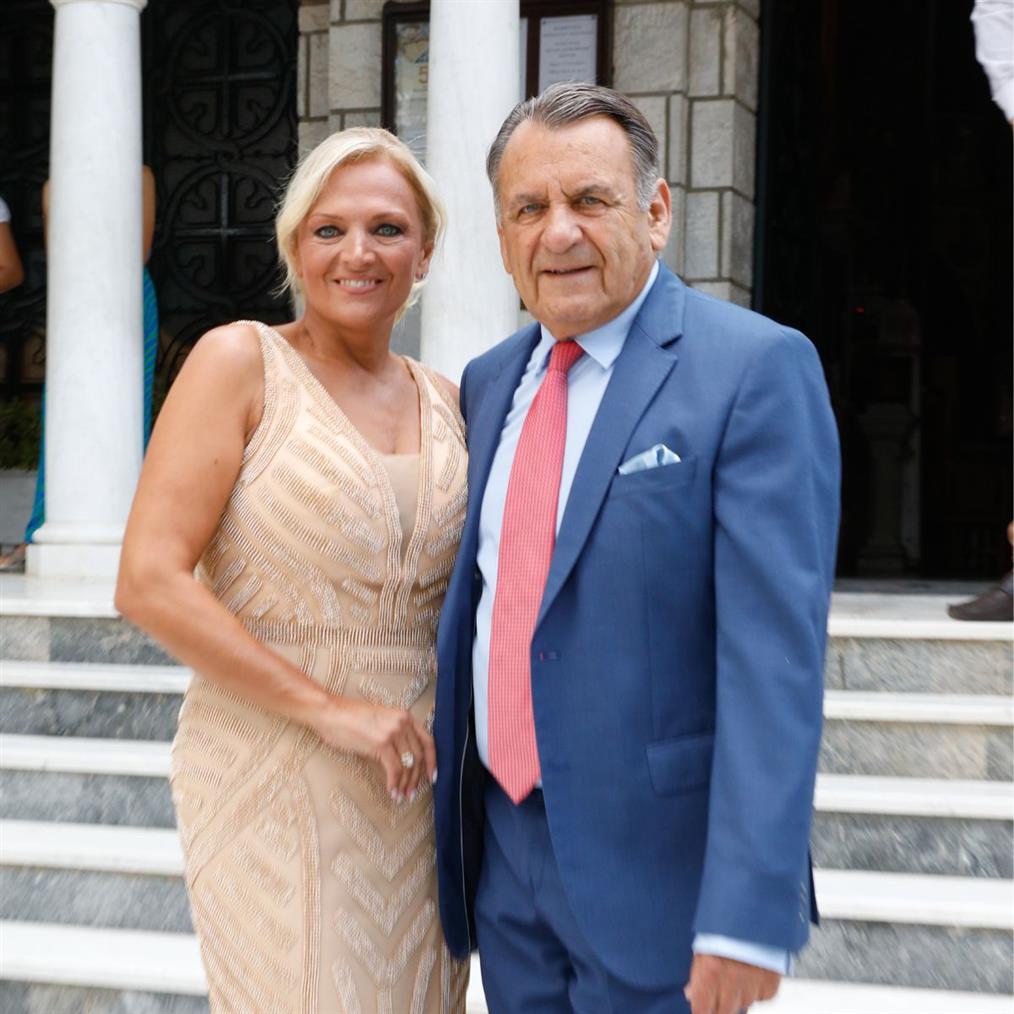 Χριστίνα Λαμπίρη: Η σχέση λατρείας με τον σύζυγο & τα εγγόνια της - "Τους έχω τρελή αδυναμία"