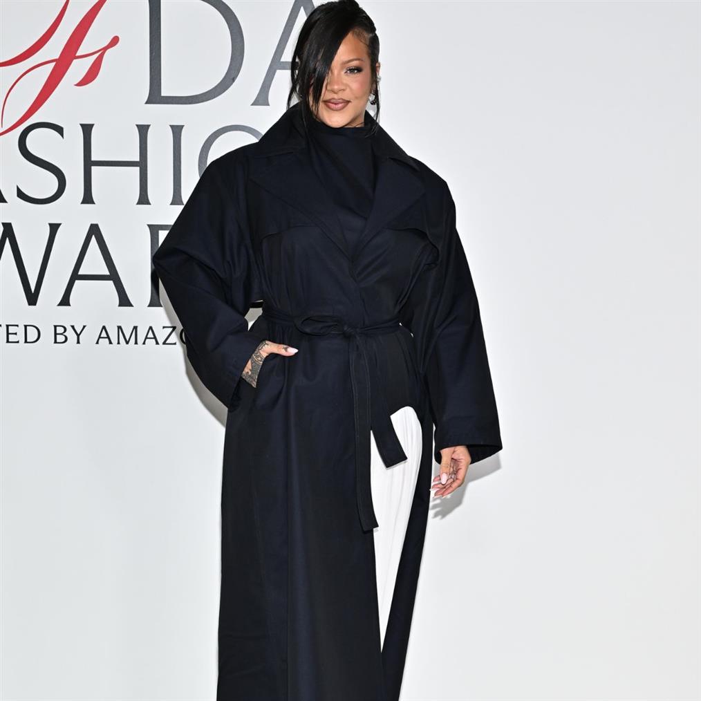 Ριάνα: Η αντίδρασή της με μια μη κολακευτική της φωτογραφία που έγινε meme στα social media