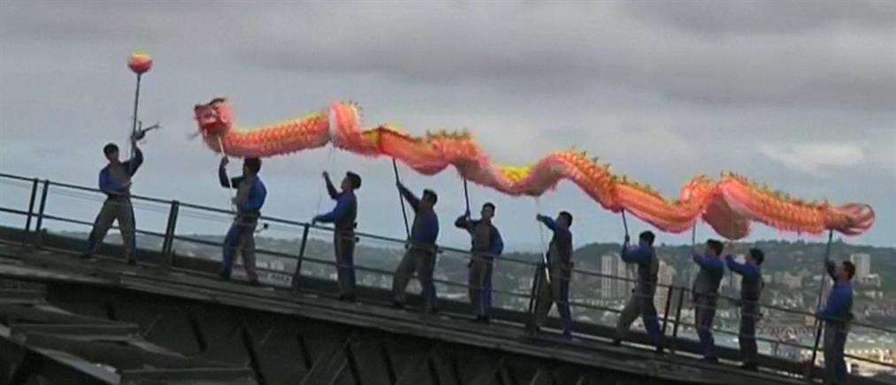 Φαντασμαγορική υποδοχή για τη "χρονιά του Αλόγου"