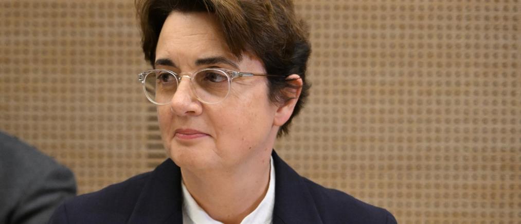 Γαλλία: Η πρόεδρος του Λούβρου ζητά την εγκατάσταση αστυνομικού τμήματος στο μουσείο