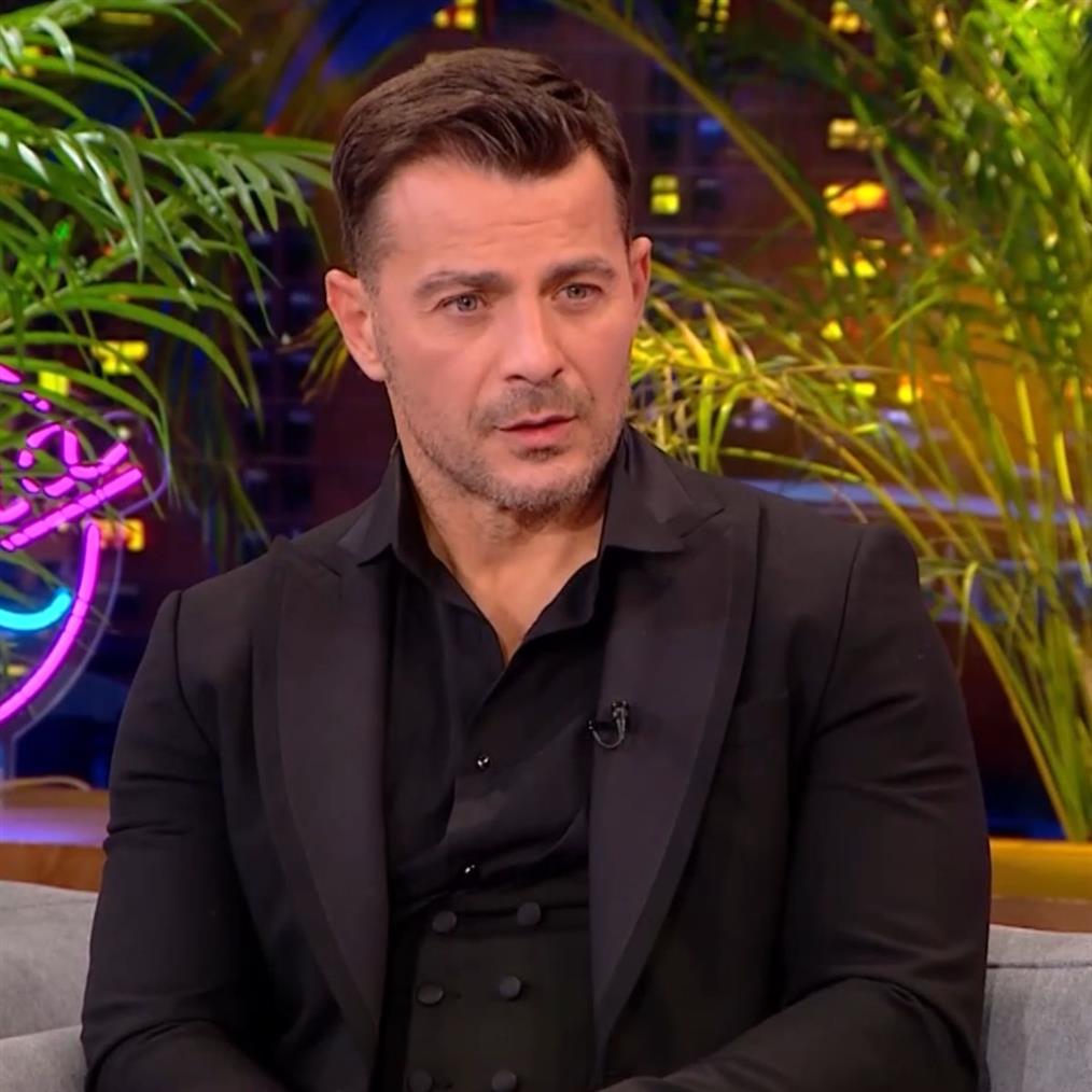 Γιώργος Αγγελόπουλος: Η εξομολόγηση για την κόρη του και η απόφαση να μετακομίσει μόνιμα στη Σκιάθο με τη Δήμητρα Βαμβακούση