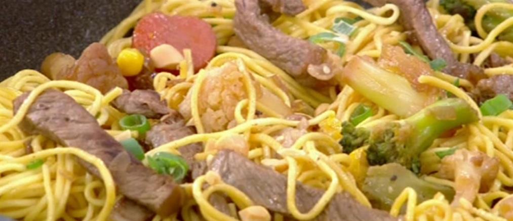 Noodles από τον Πέτρο Συρίγο