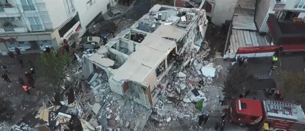 Τουρκία: Κατάρρευση πολυκατοικίας στο Κοτζαέλι