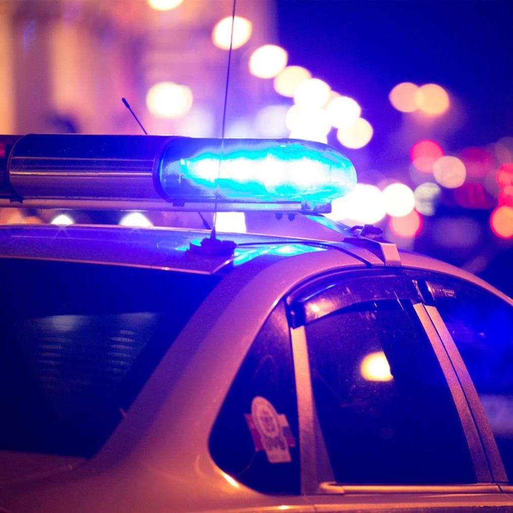 Κάρυστος: Γνωστή Ελληνίδα ηθοποιός ξυλοκόπησε τον σύζυγό της σε ξενοδοχείο και συνελήφθη