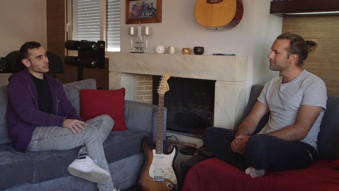 VICE Greece - ΥΠΟΒΡΥΧΙΟ ΡΑΓΚΜΠΙ