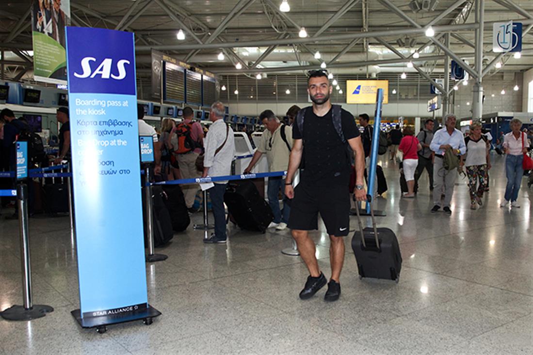 Ποδόσφαιρο - Εθνική Ελλάδος - αναχώρηση - Ντίσελντορφ Ποδόσφαιρο - Εθνική Ελλάδος - αναχώρηση - Ντίσελντορφ