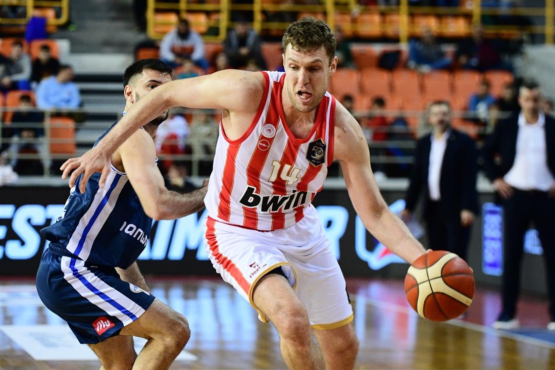 Ολυμπιακός - Καρδίτσα