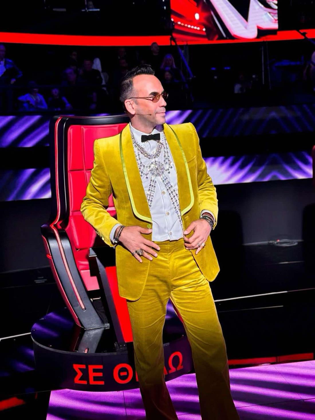 μουζουρακης