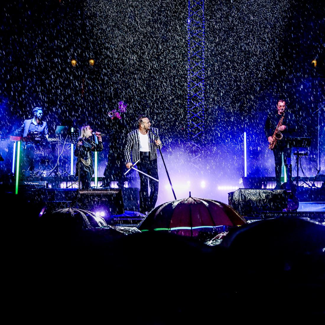 Πάνος Μουζουράκης Πάνος Μουζουράκης