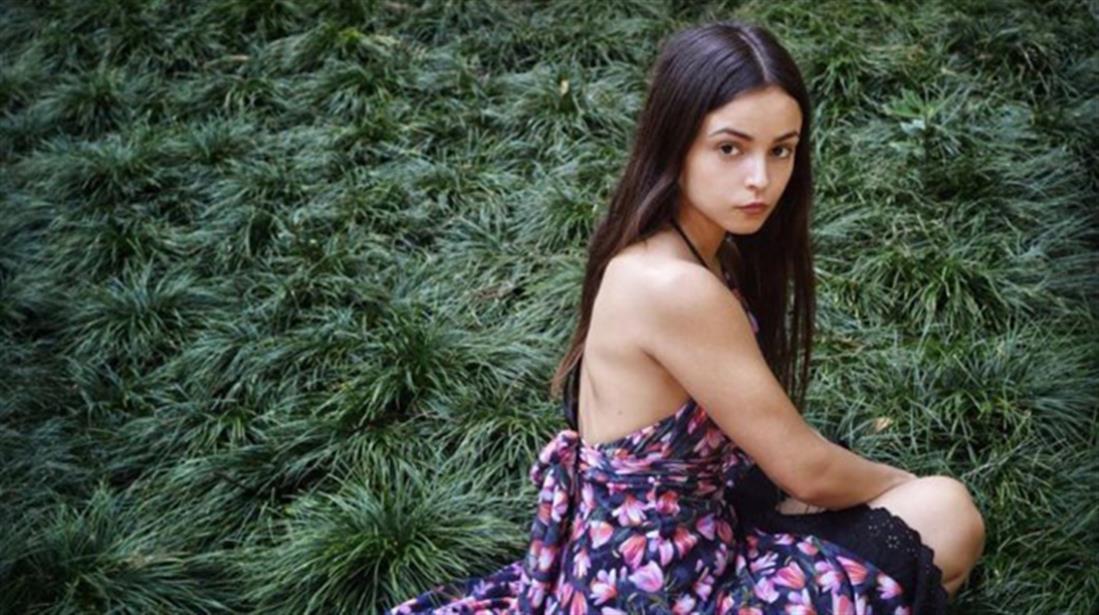 Σίσσυ Τουμάση - υποψήφια - 13ο Θεατρικό Bραβείο - Μελίνα Μερκούρη Σίσσυ Τουμάση - υποψήφια - 13ο Θεατρικό Bραβείο - Μελίνα Μερκούρη