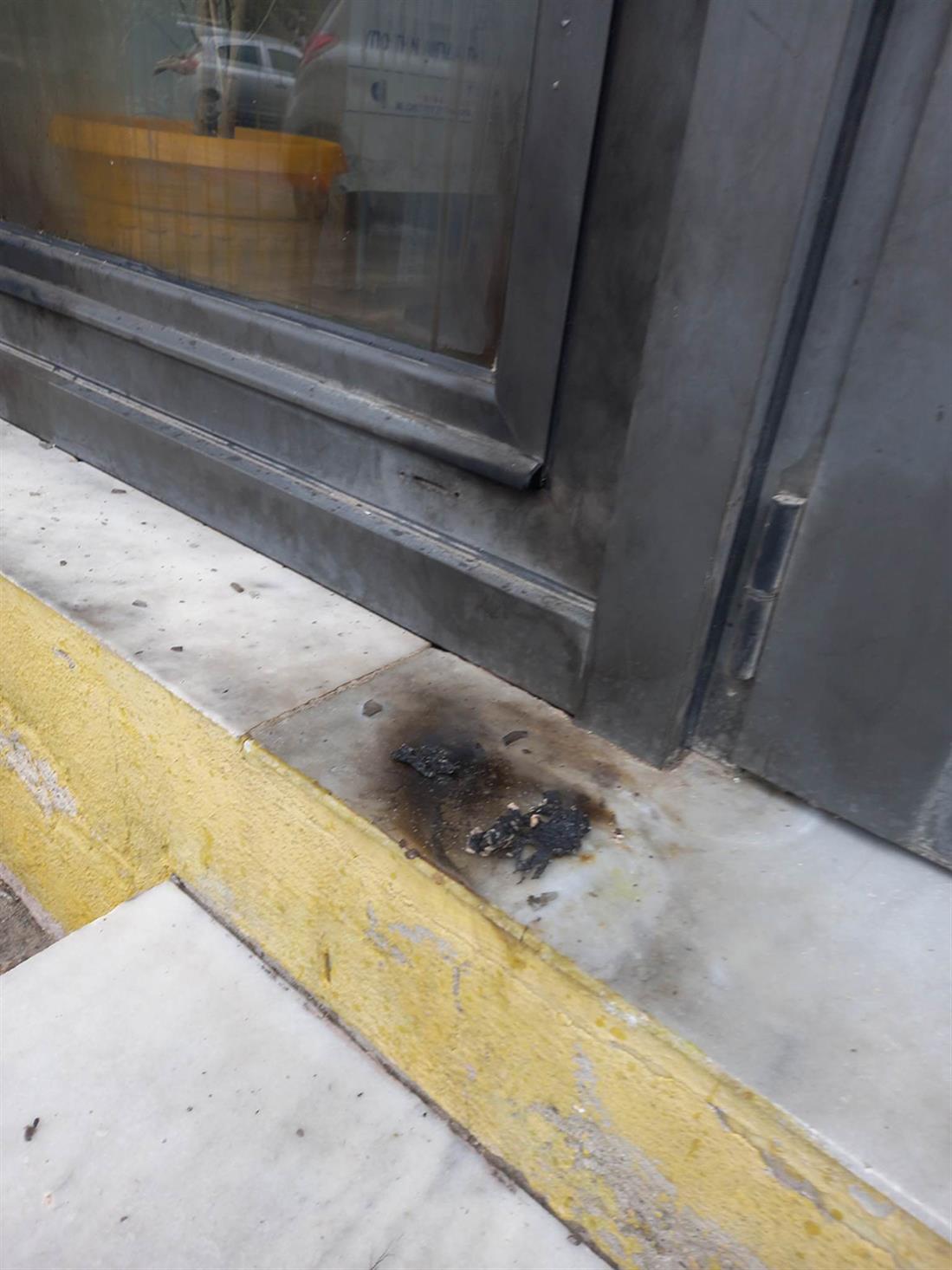 Θεσσαλονίκη - Άρης - μολότοφ - γήπεδο Κλεάνθης Βικελίδης Θεσσαλονίκη - Άρης - μολότοφ - γήπεδο Κλεάνθης Βικελίδης