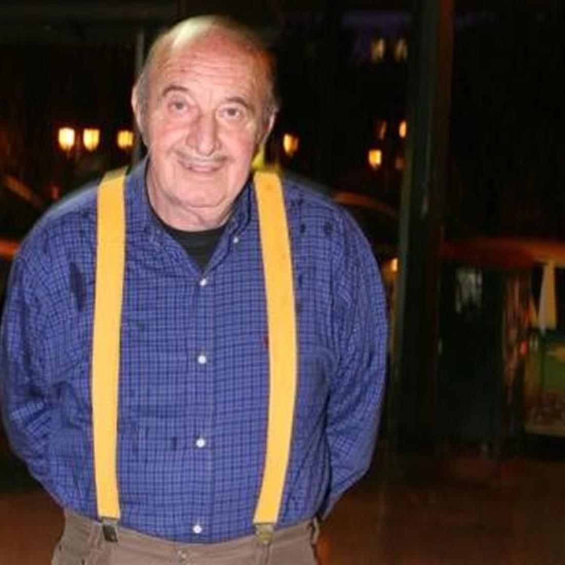 Κώστας Τσάκωνας