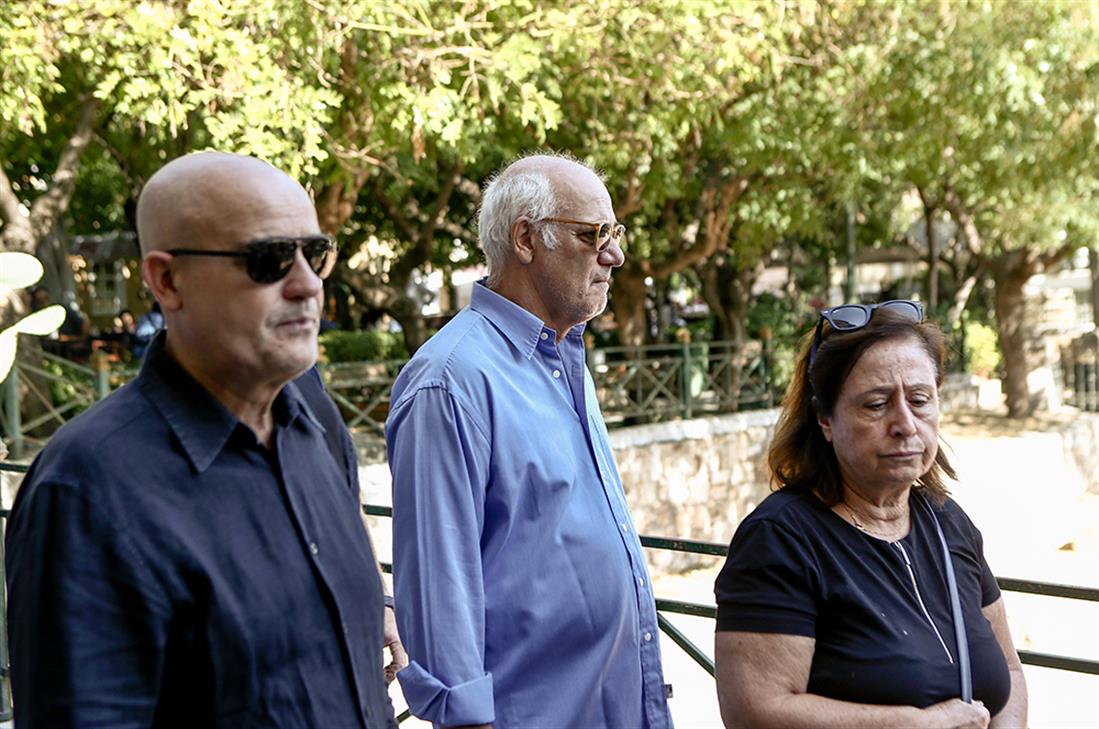 Σπυριδάκης - κηδεία