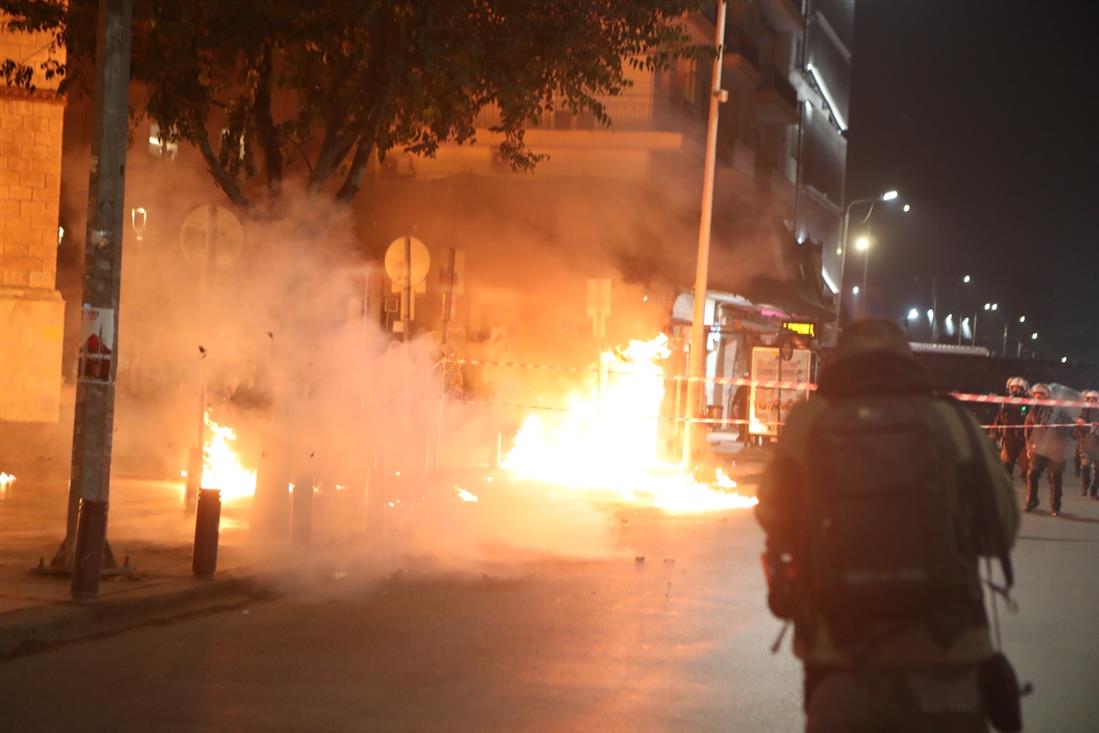 Θεσσαλονίκη - μολότοφ - επεισόδια