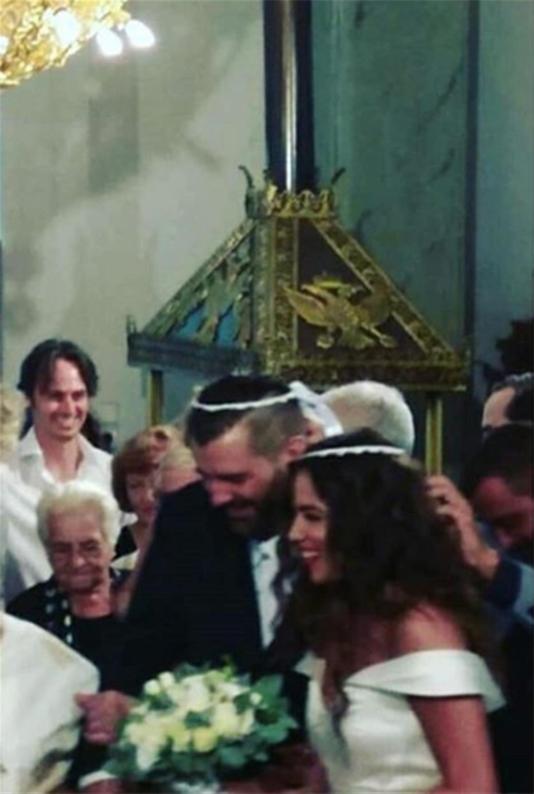 Κατερίνα Στικούδη - γάμος - χορός Κατερίνα Στικούδη - γάμος - χορός