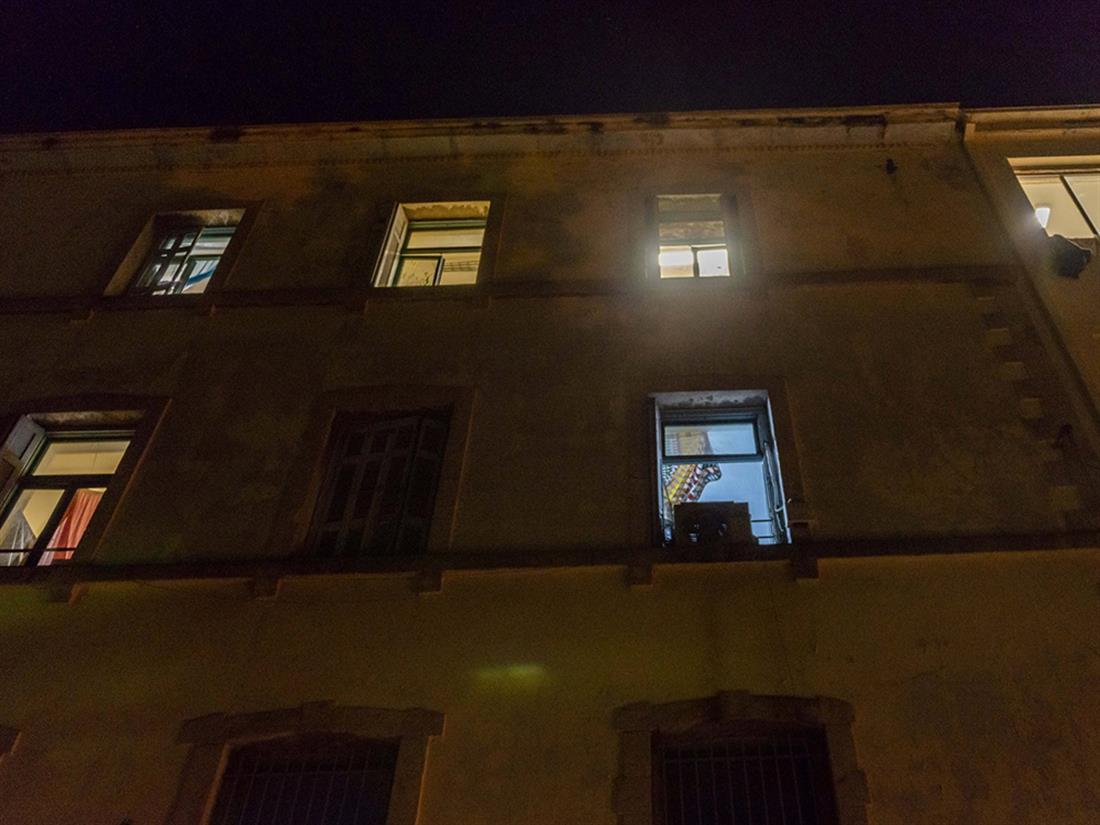 Επιχείρηση εκκένωσης κτιρίου - Εξάρχεια