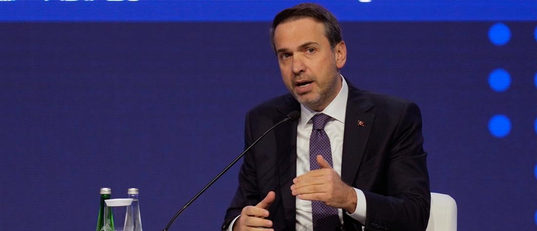 Μπαϊρακτάρ - Τούρκος υπουργός Μπαϊρακτάρ - Τούρκος υπουργός