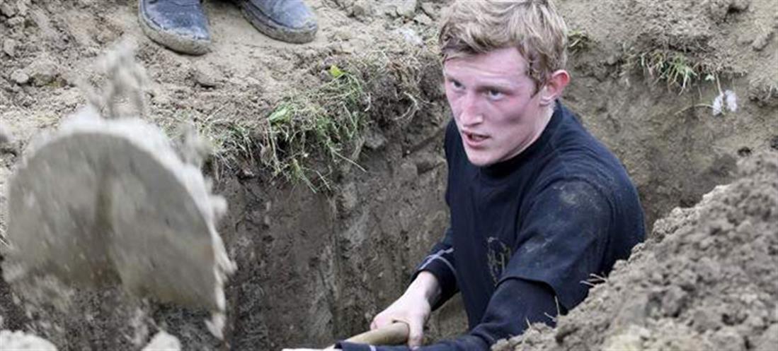 Νεκροθάφτες - διαγωνισμός - Σλοβακία Νεκροθάφτες - διαγωνισμός - Σλοβακία