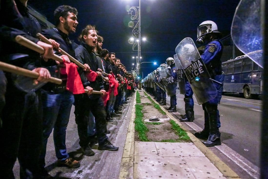 Πολυτεχνείο - Πορεία Πολυτεχνείο - Πορεία