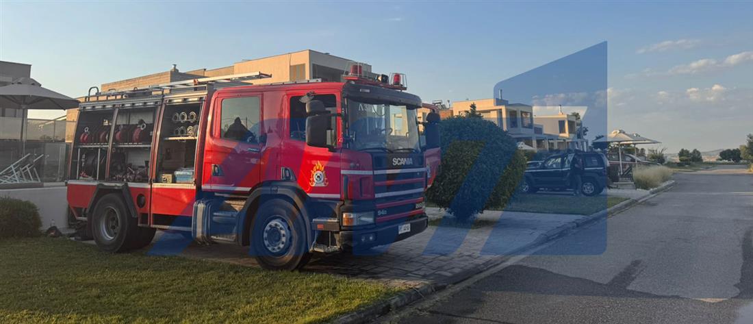 Θεσσαλονίκη: Συναγερμός για πυρκαγιά σε αυτοκίνητο σε πάρκινγκ μονοκατοικίας