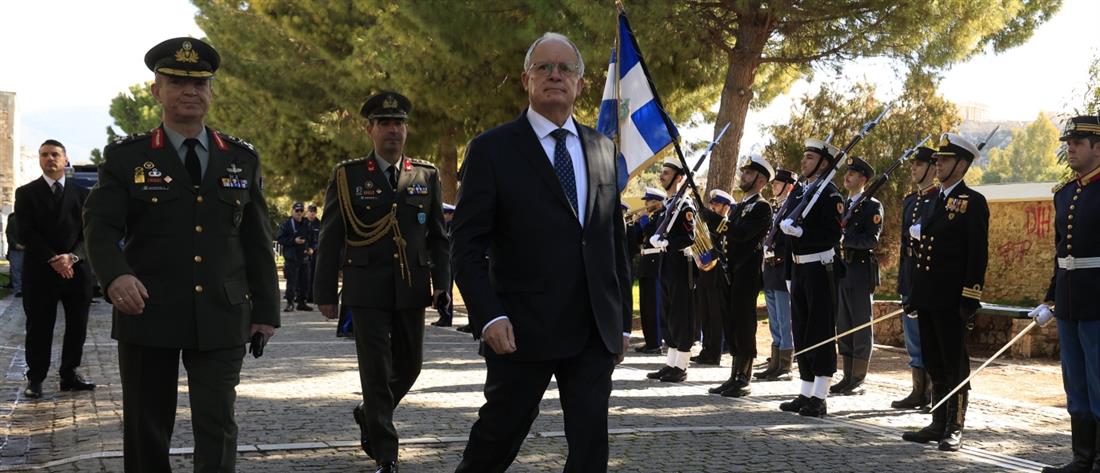 τασουλας - καταθεση στεφανων - ολοκαυτωμα τασουλας - καταθεση στεφανων - ολοκαυτωμα