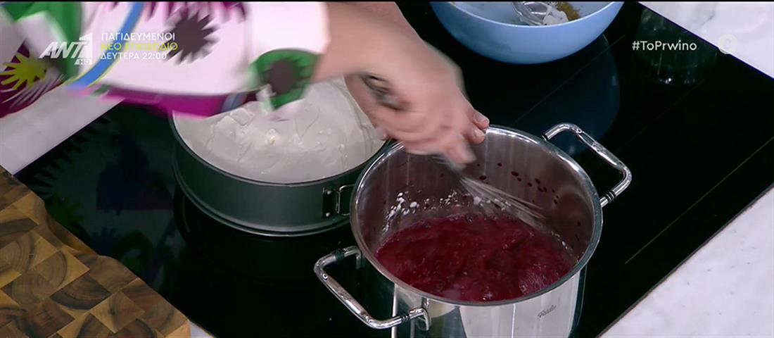 Το Πρωινό - Αργυρώ Μπαρμπαρίγου - τσιζκέικ Το Πρωινό - Αργυρώ Μπαρμπαρίγου - τσιζκέικ