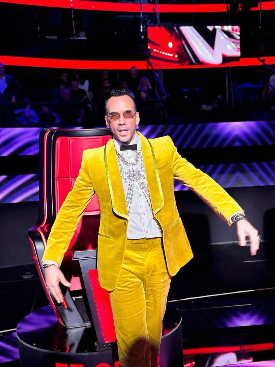 μουζουρακης