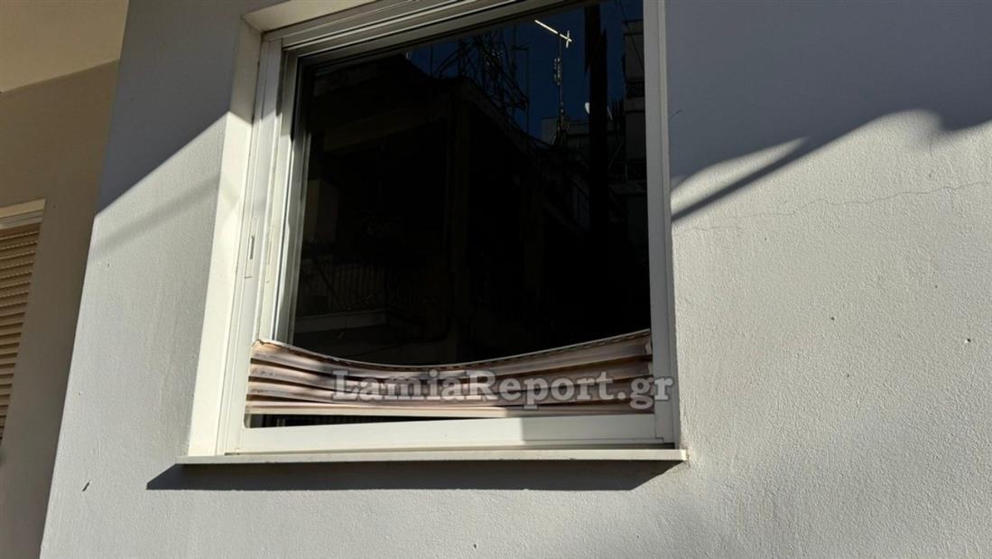 φωτιά - αυτοκίνητο - Λαμία φωτιά - αυτοκίνητο - Λαμία