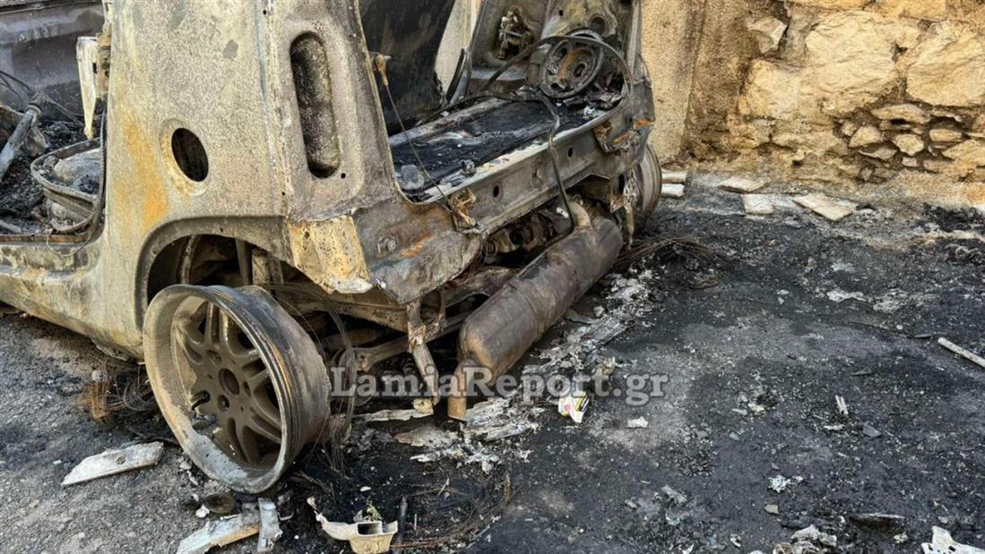 φωτιά - αυτοκίνητο - Λαμία φωτιά - αυτοκίνητο - Λαμία