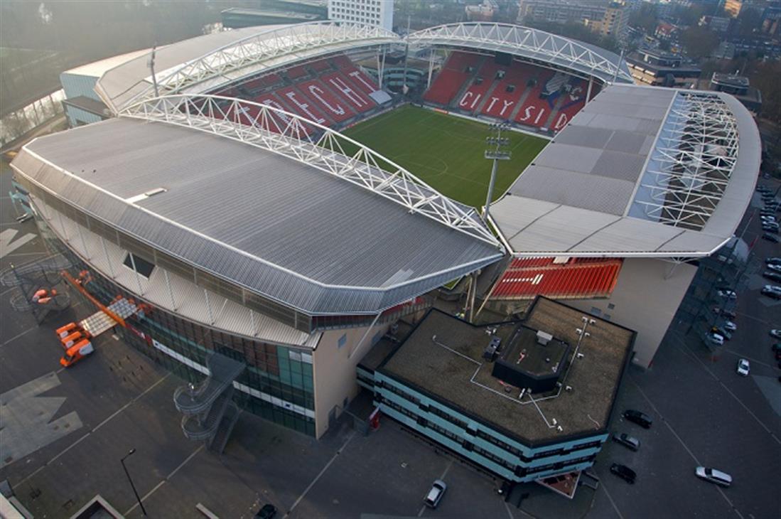 ΟΛΛΑΝΔΙΑ - ΓΗΠΕΔΟ ΟΥΤΡΕΧΤΗΣ