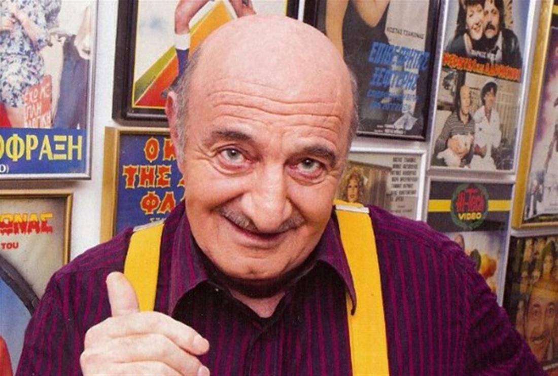 Κώστας Τσάκωνας