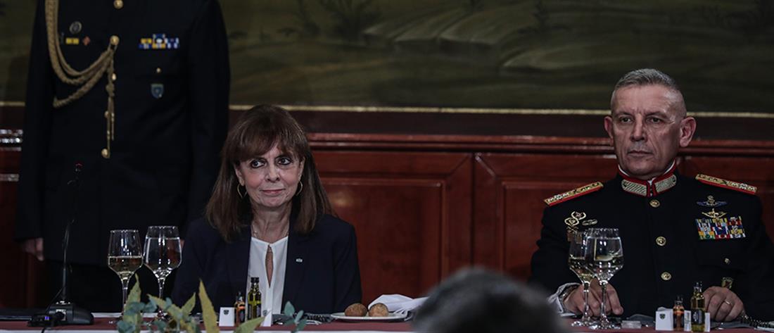 ΚΑΤΕΡΙΝΑ ΣΑΚΕΛΛΑΡΟΠΟΥΛΟΥ - ΓΕΥΜΑ - Γ ΣΩΜΑ ΣΤΡΑΤΟΥ ΚΑΤΕΡΙΝΑ ΣΑΚΕΛΛΑΡΟΠΟΥΛΟΥ - ΓΕΥΜΑ - Γ ΣΩΜΑ ΣΤΡΑΤΟΥ