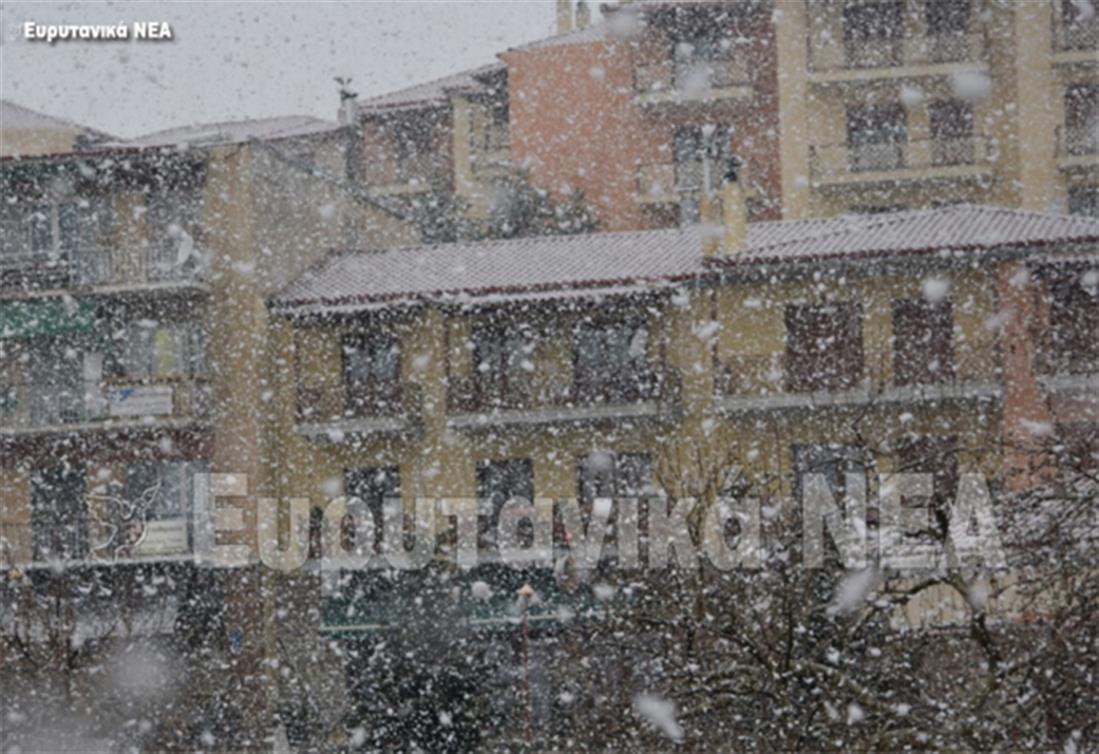 Χιόνια - Καρπενήσι - χιονόπτωση