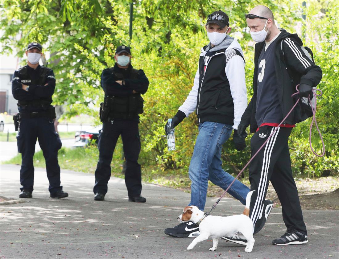 AP - Κορονοϊός - Πολωνία