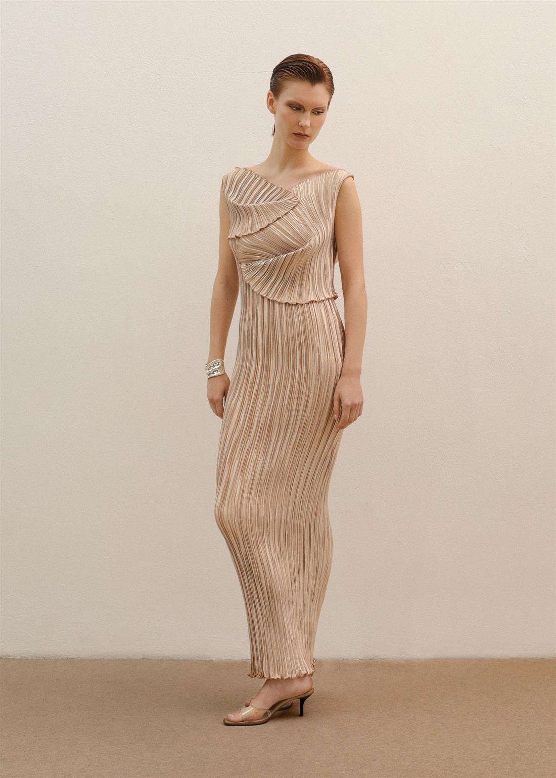 ΔΑΦΝΗ ΒΑΛΕΝΤΕ