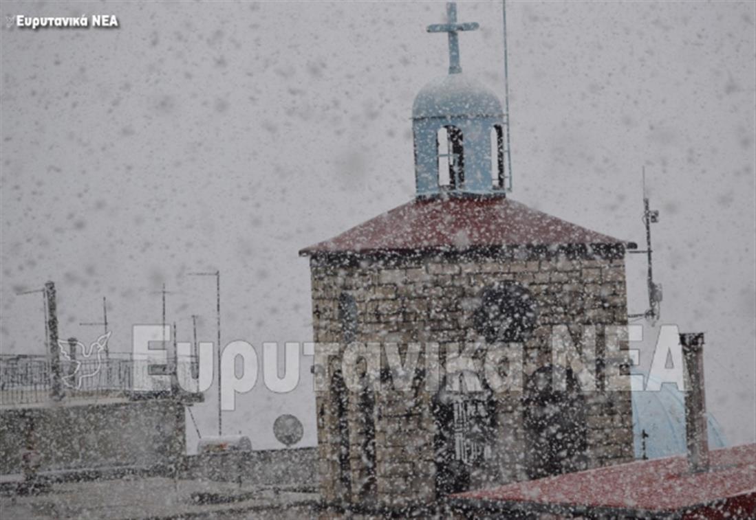 Χιόνια - Καρπενήσι - χιονόπτωση