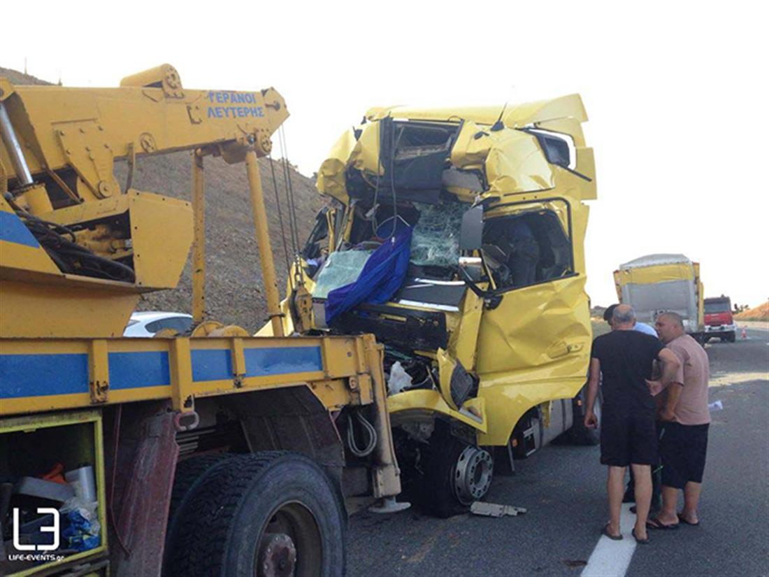 Τροχαίο δυστύχημα - νταλίκες - Θεσσαλονίκης-Σερρών - οδηγός