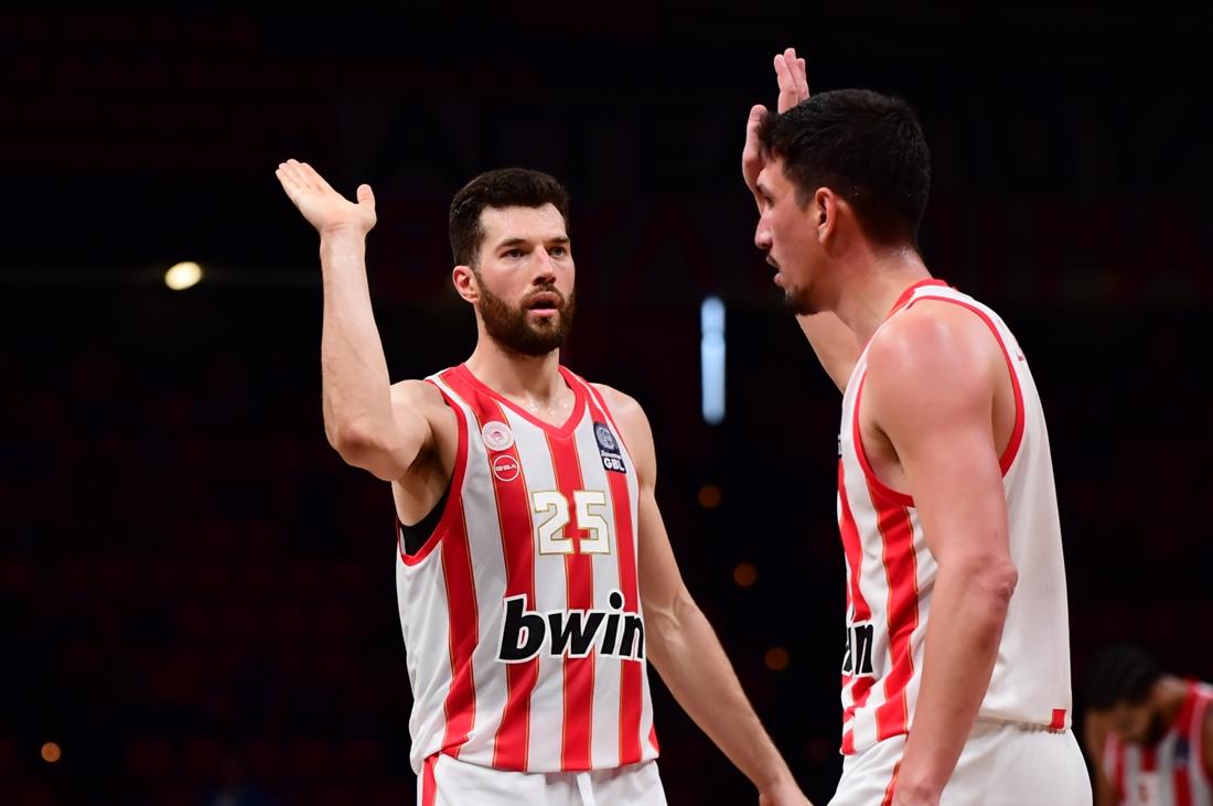 ΜΠΑΣΚΕΤ - ΟΛΥΜΠΙΑΚΟΣ - ΑΕΚ