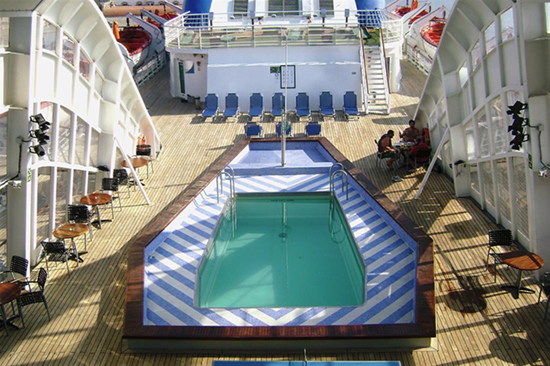 Louis Aura - κρουαζιερόπλοιο