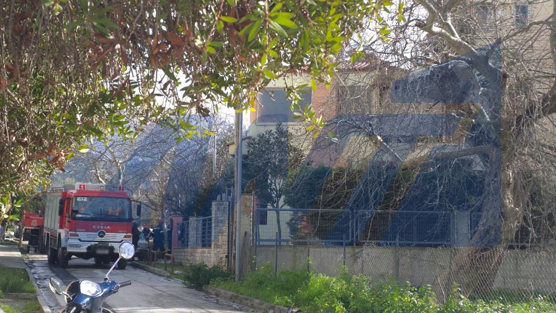 Φωτιά σε σπίτι στην Πάτρα Φωτιά σε σπίτι στην Πάτρα