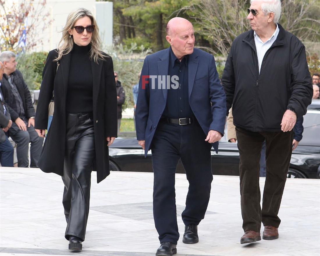 μιμης δομαζος μιμης δομαζος