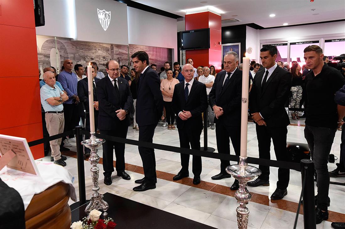 Χοσέ Αντόνιο Ρέγιες - κηδεία